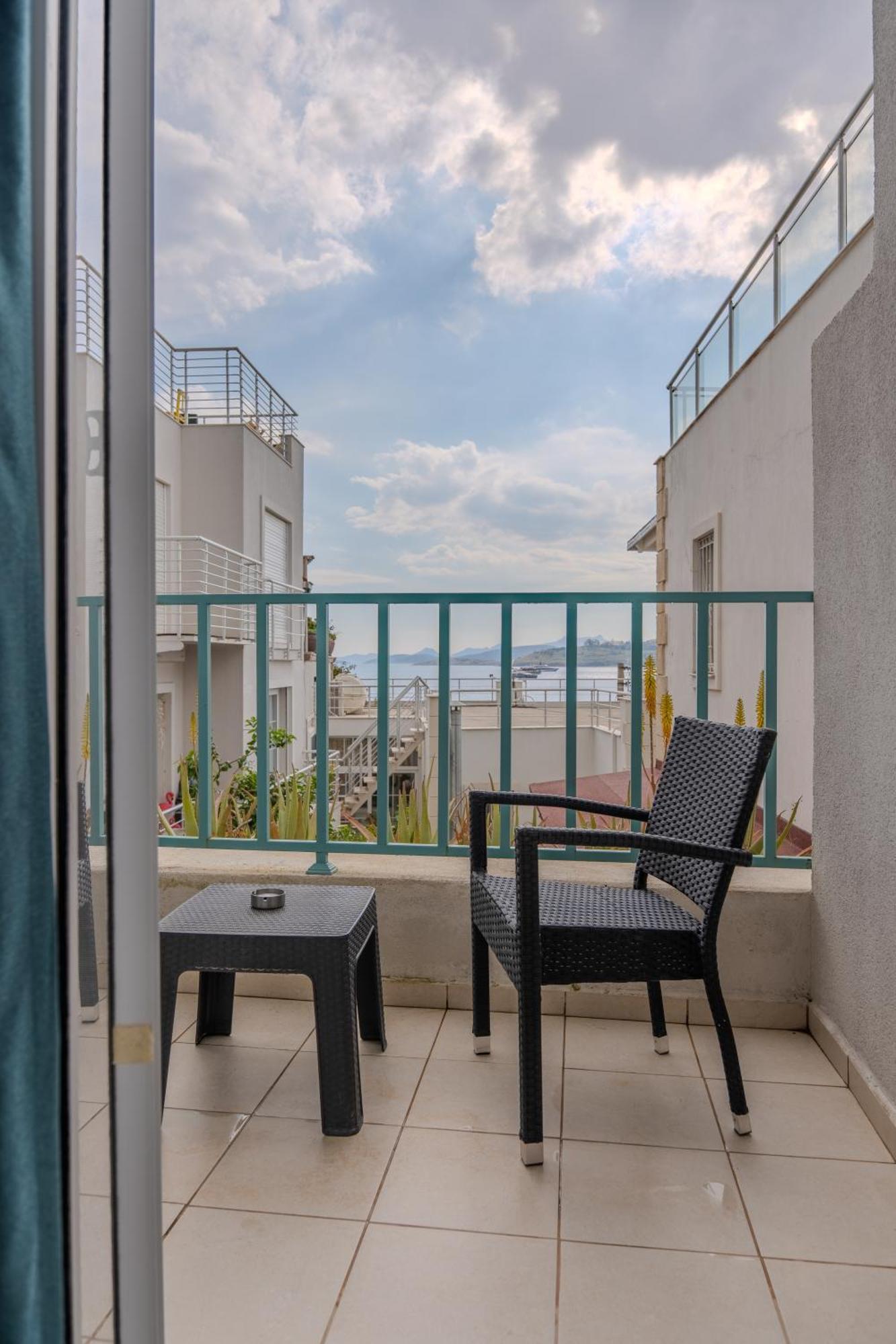 Mia Hill Suites Bodrum Zewnętrze zdjęcie